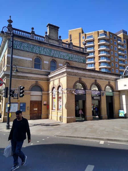 Gloucester Road station